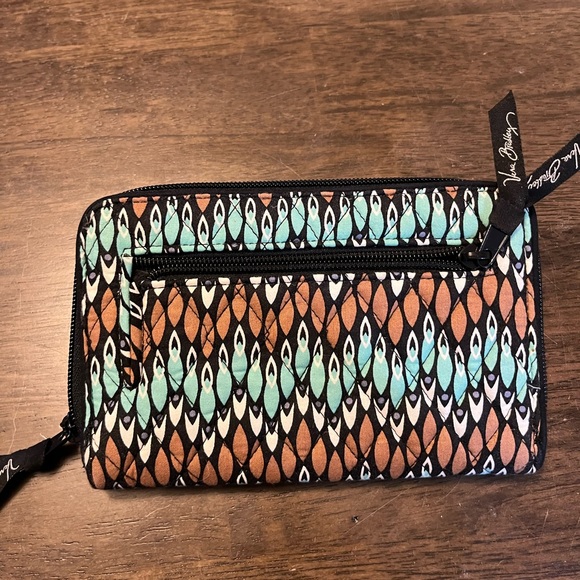 Vera Bradley turn-lock wallet in Sierra Stream - Picture 5 of 5